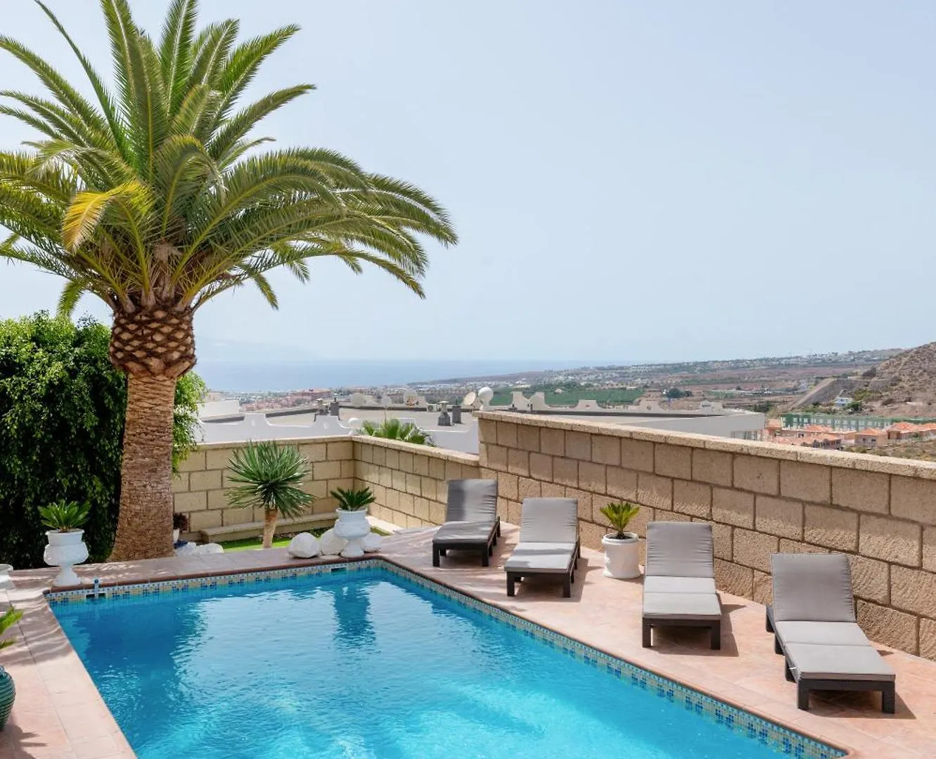 Enchanting Villa Portocervo Costa Adeje